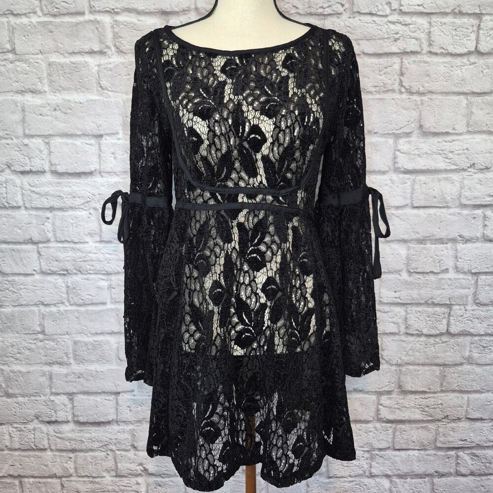 Free People Ruby Lace black mini dress bell sleeves fit flare round neckline  XS - Picture 3 of 10